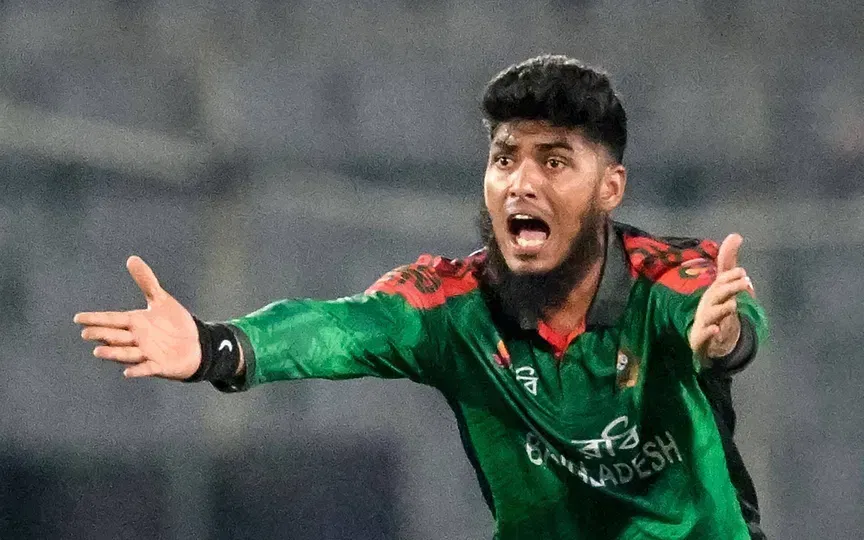 "Has to earn his place in Tests": BAN coach opens up on Dhaka hero Rishad Hossain's future